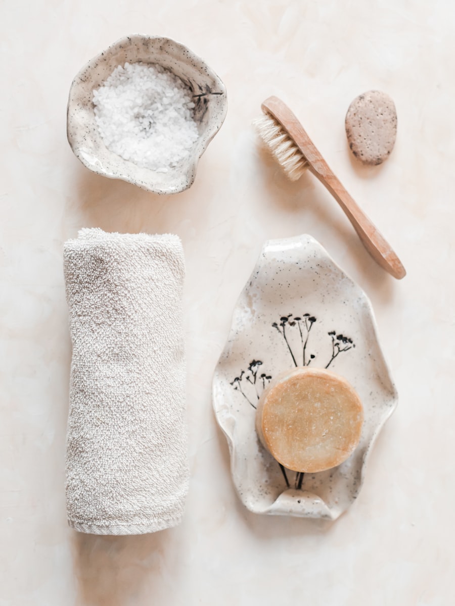 Facial Dry Brush